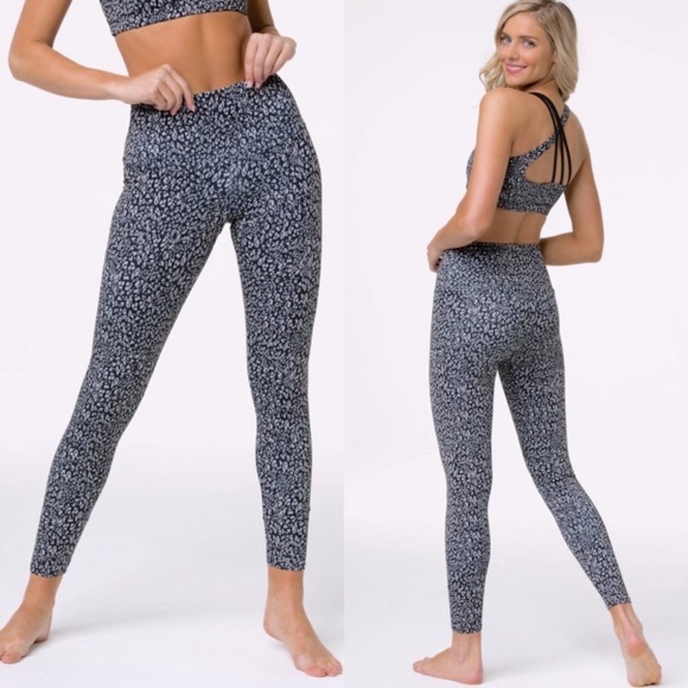 Onzie High Rise Tech Legging Honey Leopard Pocket